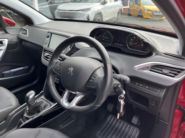 Used Peugeot 2008 BV67AKO 30