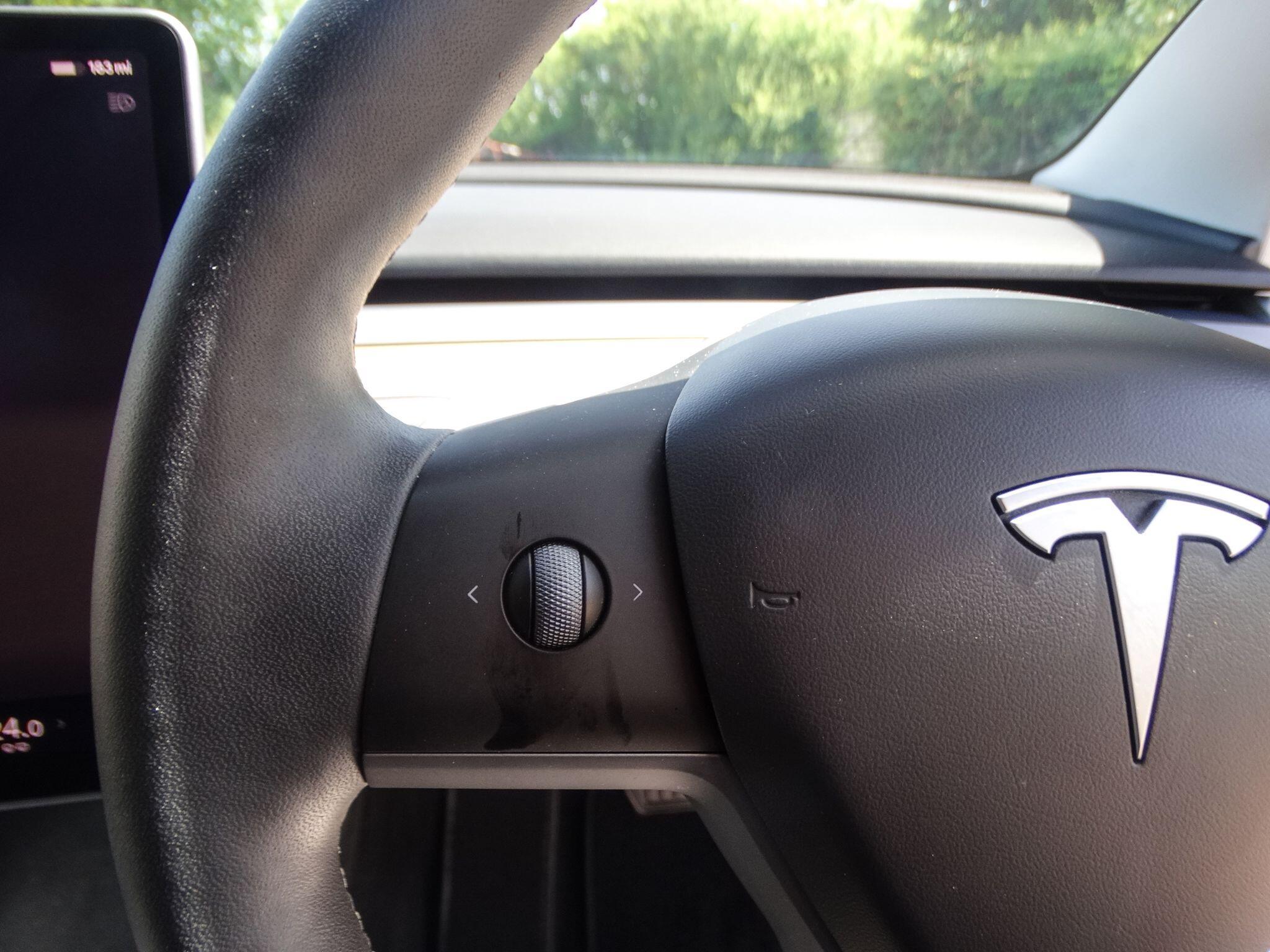TESLA Model 3 Auto RWD 4dr — photo 31