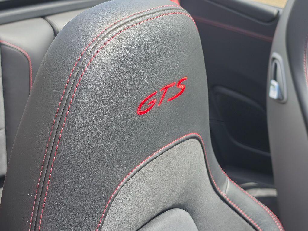 Porsche 911 3.0T 991 Carrera 4 GTS PDK 4WD Euro 6 (s/s) 2dr — photo 8