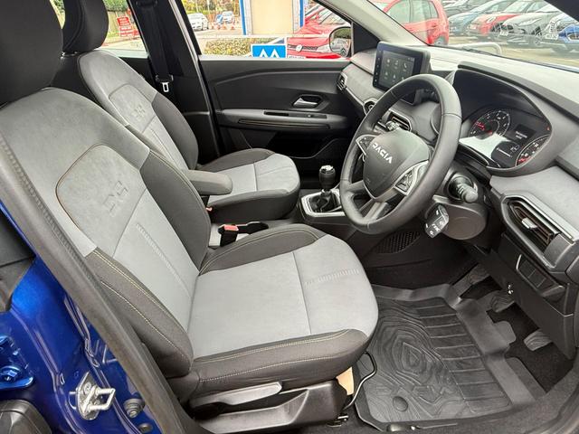 Used Dacia Sandero Stepway SB73XZO 28