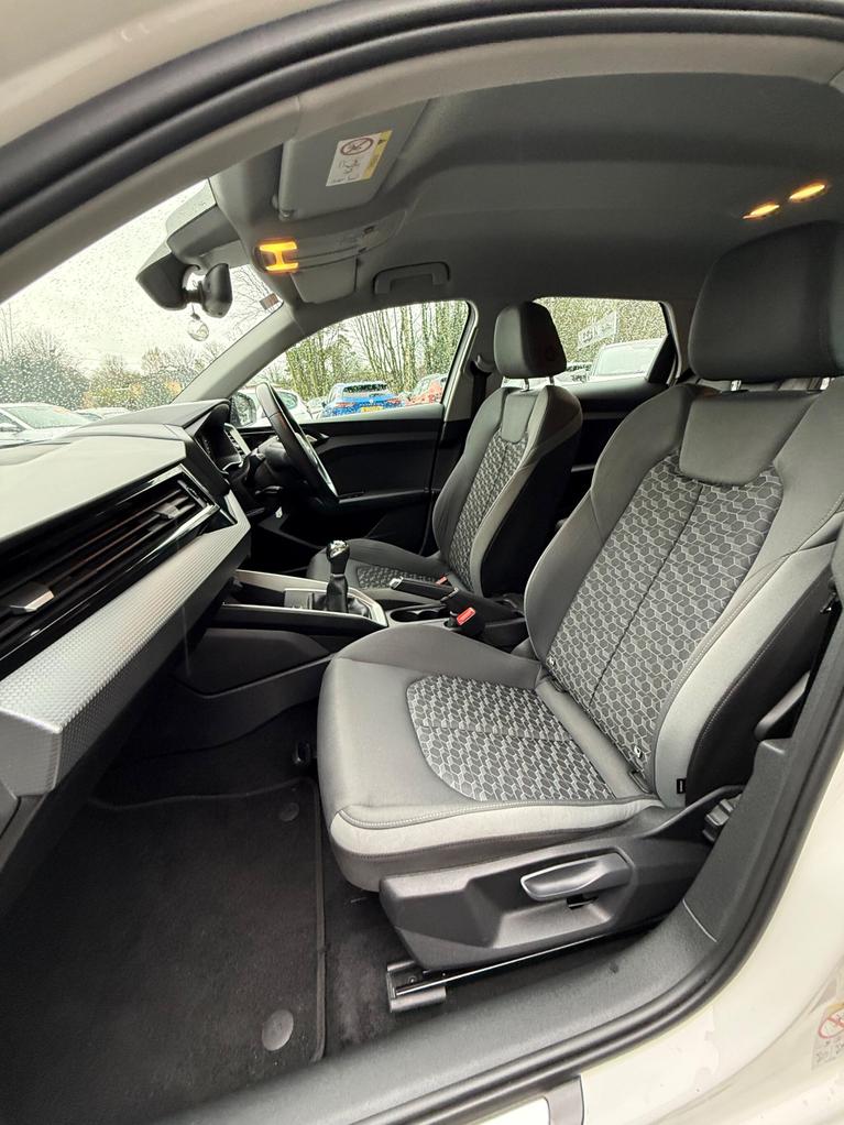 Used Audi A1 VU70EAF 25