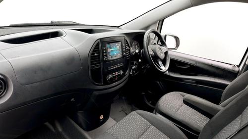 Mercedes-Benz Vito Photo at-855f15be2fb940e4836e4fed4ad3292c.jpg