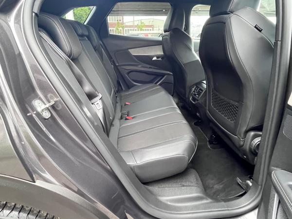 Used Peugeot 3008 LJ23AAD 19