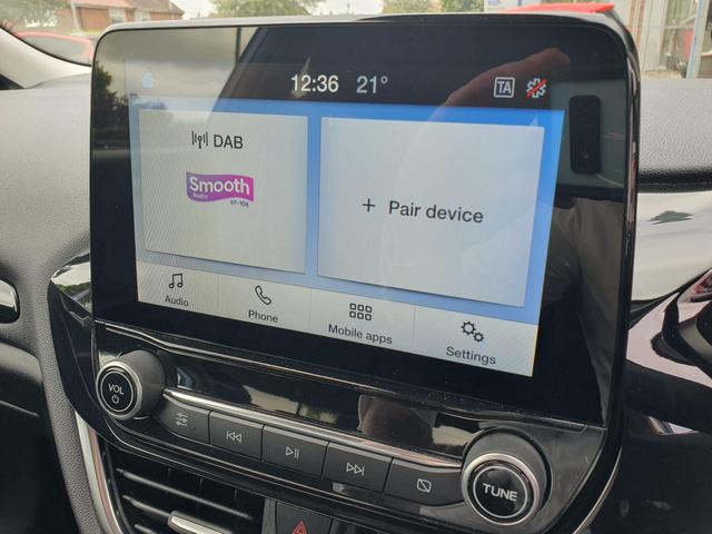 Used Ford Fiesta YT69YTH 33