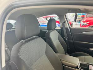 Vauxhall Insignia Photo 28
