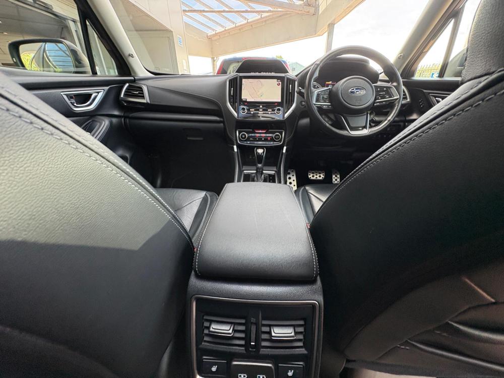 Used Subaru Forester EY21VPL 12