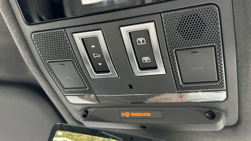 Land Rover Defender Photo at-86a6c3587b4543b4b535ddf8739e395e.jpg