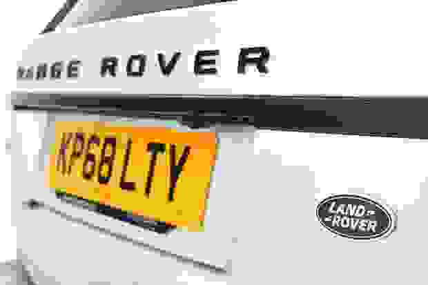 Land Rover RANGE ROVER Photo at-86b40d45113640e89ecc837d0cc094ce.jpg