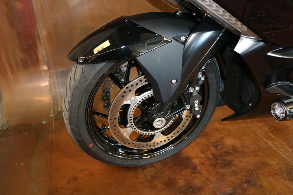 BMW K 1600 GT Photo at-86c17170f1594049b7a8b3dcd9b320e5.jpg