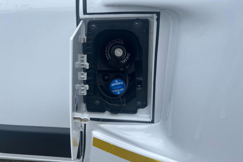 Used Peugeot Boxer NU74HFD 31