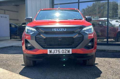 Isuzu D-MAX Photo at-86e8619f9dfe48fbb393891ef5dbf27a.jpg