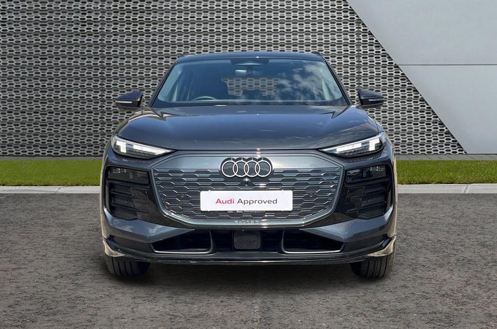 Audi Q6 Photo at-86fa13a83db542f886d4bf5566468642.jpg