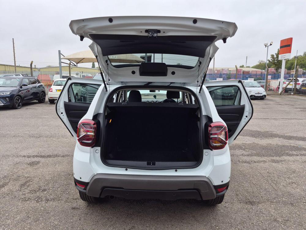 Dacia Duster Photo at-873751d884c84daf8c2249011d2f8aff.jpg