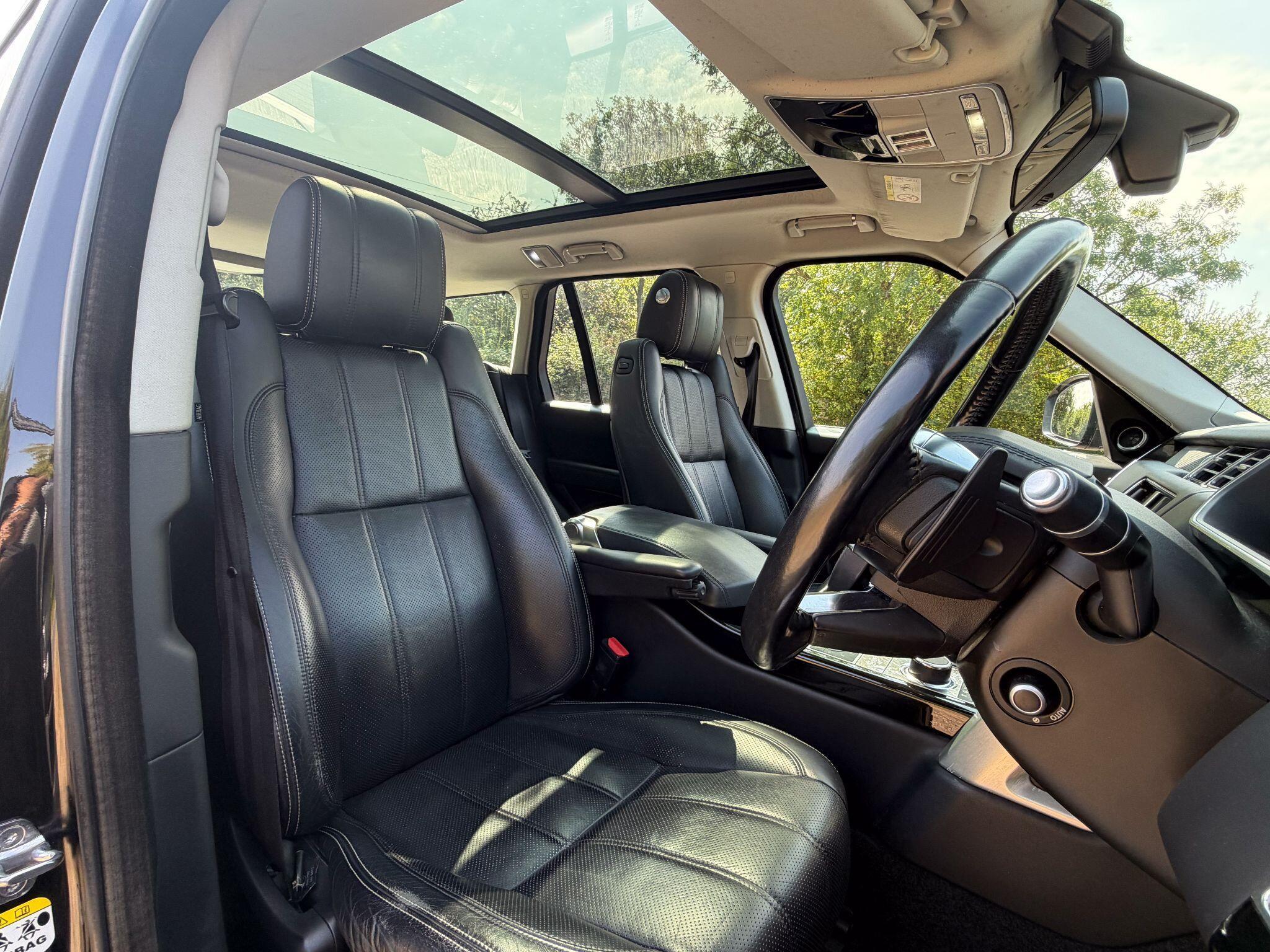 Land Rover Range Rover 4.4 SD V8 Vogue SE Auto 4WD Euro 5 5dr — photo 19