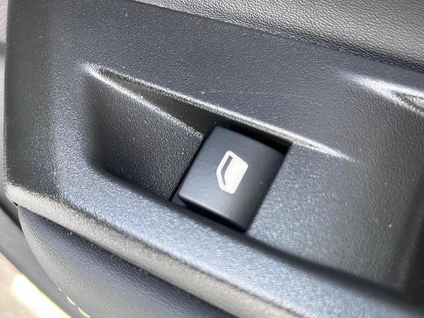 Used Peugeot 408 YJZ7838 26