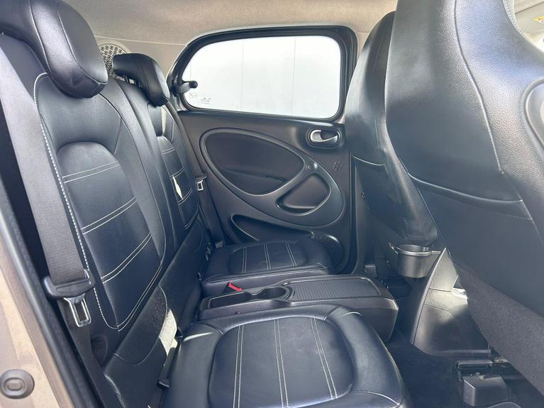 Used smart forfour LN21OKZ 10