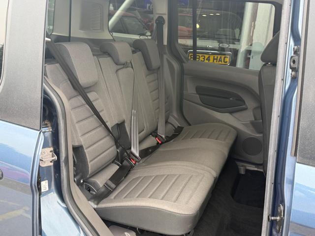 Used Ford Tourneo Connect EX59DRX 20