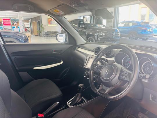 Suzuki Swift Photo at-878fedce66634427a52c481931a04bf9.jpg