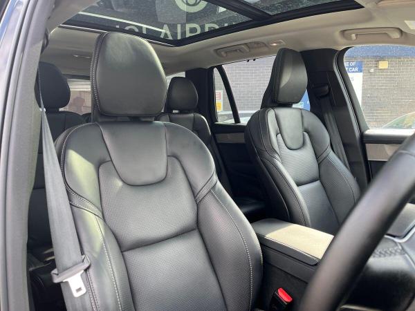 Volvo XC90 Photo at-879f22ca210148ce9bacf610fe8d242a.jpg