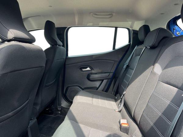 Dacia Sandero Stepway Photo at-879fa0e5a2dd4e3482d992cf2a4ad34b.jpg