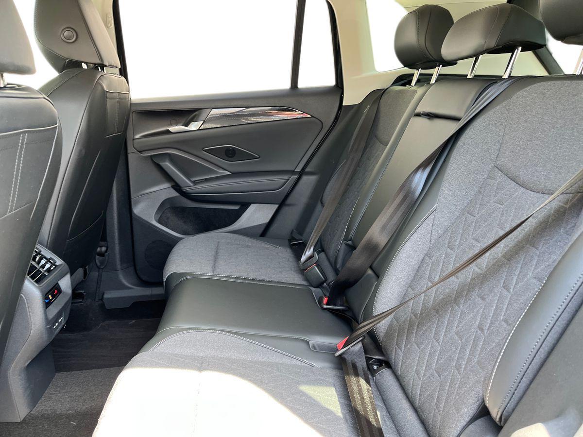 Volkswagen Tiguan Photo at-87ae42f6393c4499a7b53cf915671581.jpg