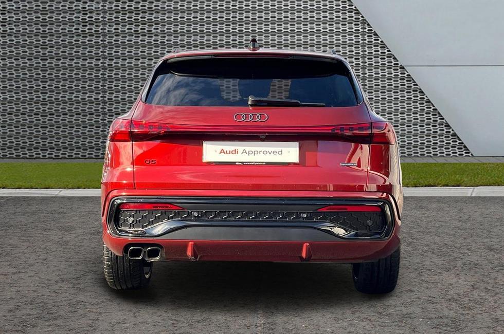 Audi Q5 Photo at-87b0d7ee0f2e47c3a616d833af0b71f7.jpg