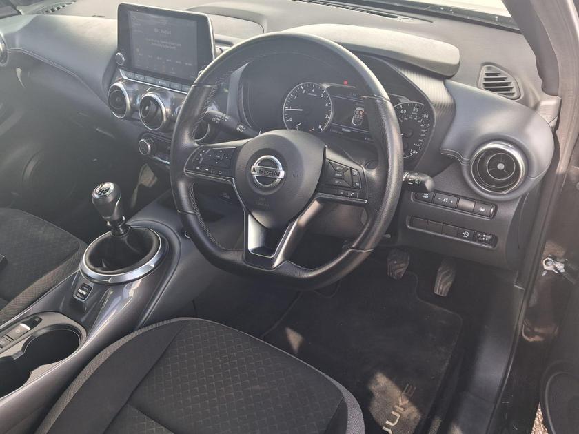 Nissan Juke Photo at-87d42bd5d534444f8a5d1f7a312502ea.jpg