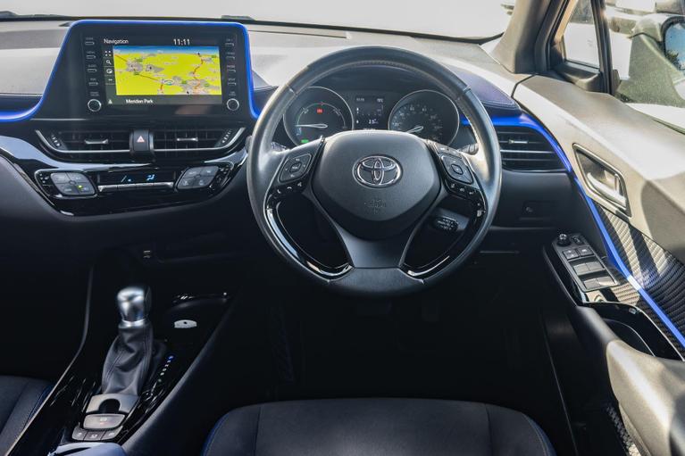 Used Toyota C-HR WT70AEM 9