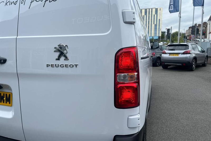 Used Peugeot Expert NU23ZWM 32