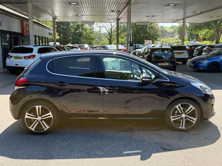 Used Peugeot 208 HJ17ETK 7