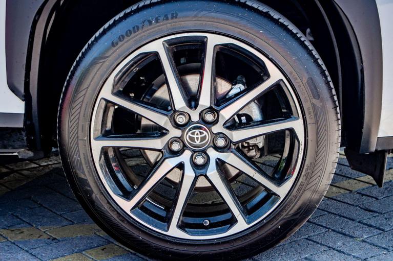 Used Toyota Yaris Cross GX74YXY 17