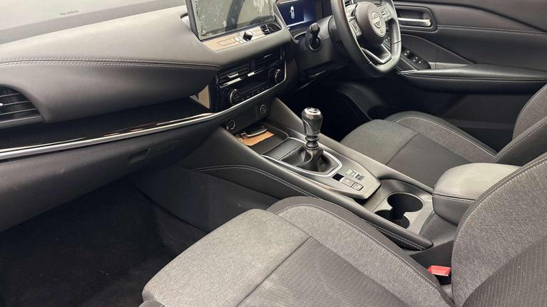 Used Nissan Qashqai DS23NHG 6