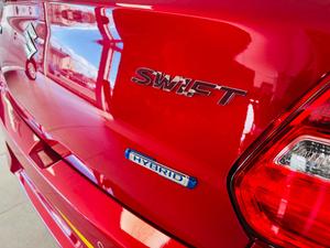 Suzuki Swift Photo 22