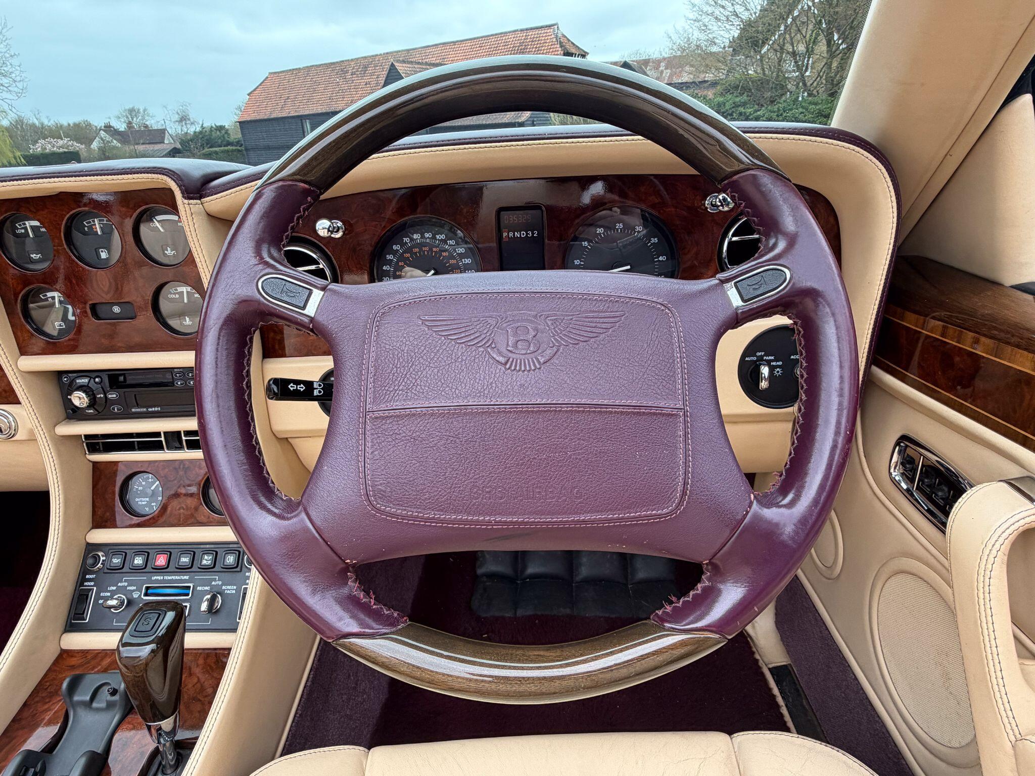Bentley Azure 6.8 Convertible 2dr Petrol Automatic (422 g/km 385 bhp) — photo 7