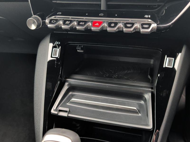 Used Peugeot 2008 202601058926455 22