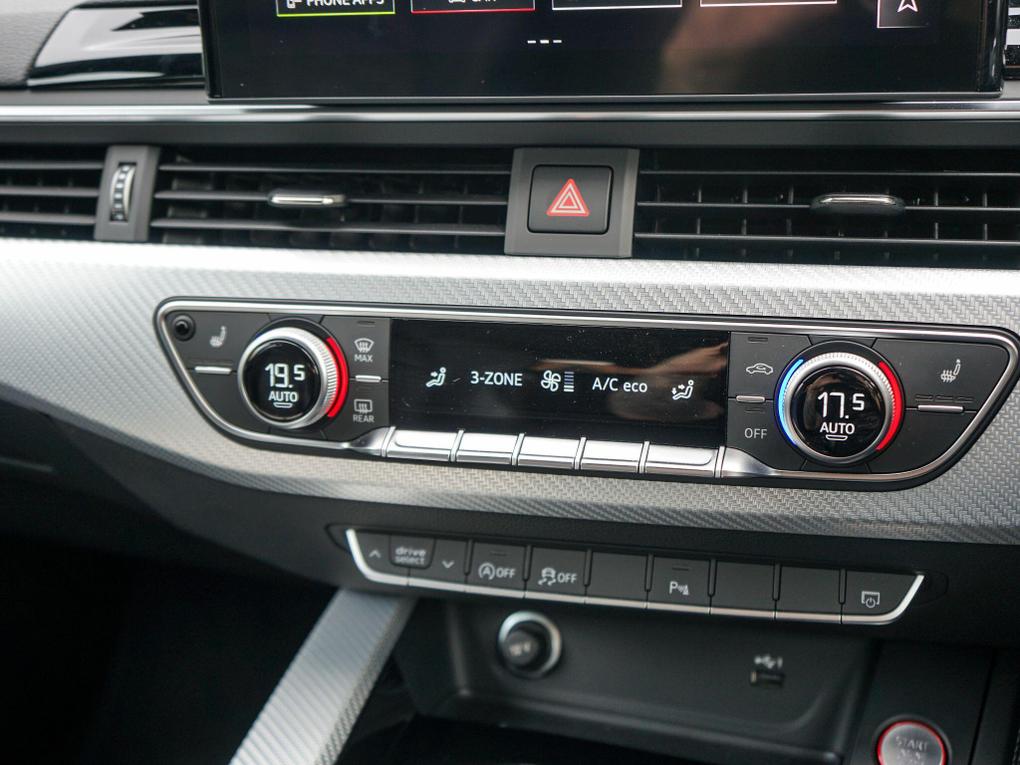 Used Audi RS4 Avant LD22EVY 34