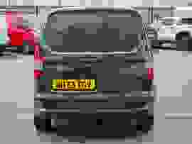 Ford Transit Courier Photo 6