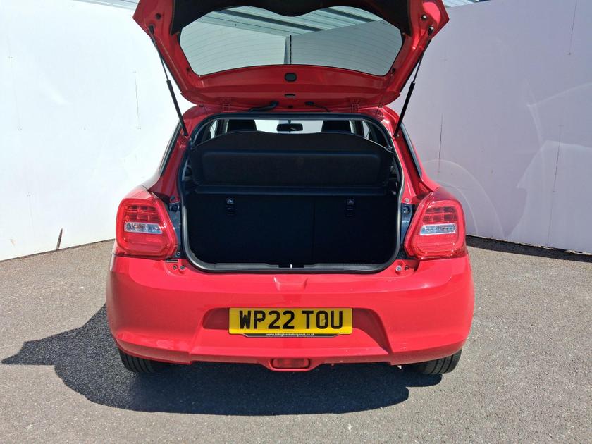 Suzuki Swift Photo at-8941e47042da4cc286c02edf7b84e198.jpg