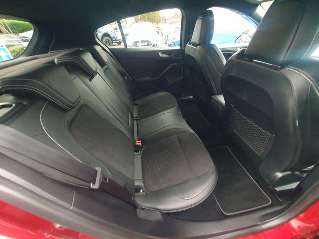 Used Ford Focus EF70CGO 24