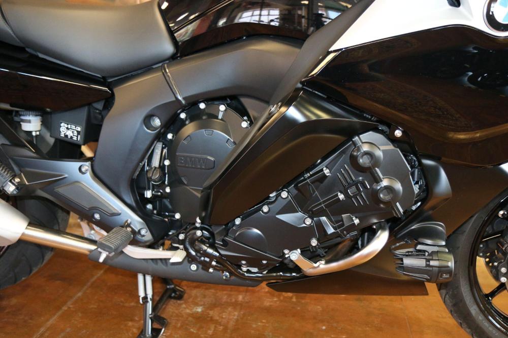BMW K 1600 GT Photo at-89709d21b1a14802a127669ac7a18755.jpg