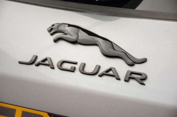 Jaguar F-PACE Photo at-898b071e531d4104bd5374200e7d7496.jpg