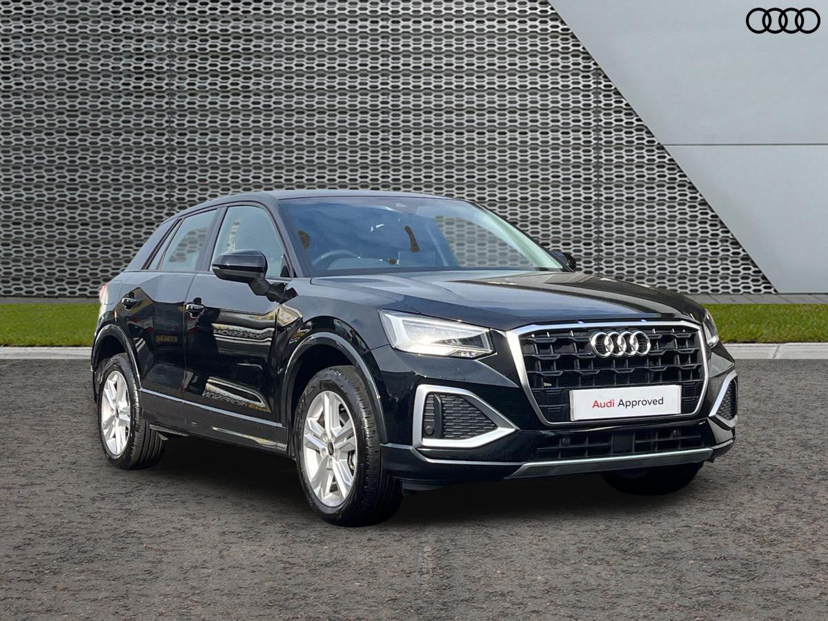 Audi Q2 listing photo
