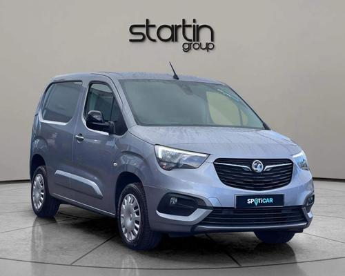 Vauxhall Combo 1.5 Turbo D 2300 Pro L1 H1 Euro 6 (s/s) 5dr at Startin Group