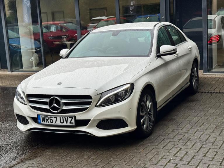 Used Mercedes-Benz C Class WR67UVZ 3