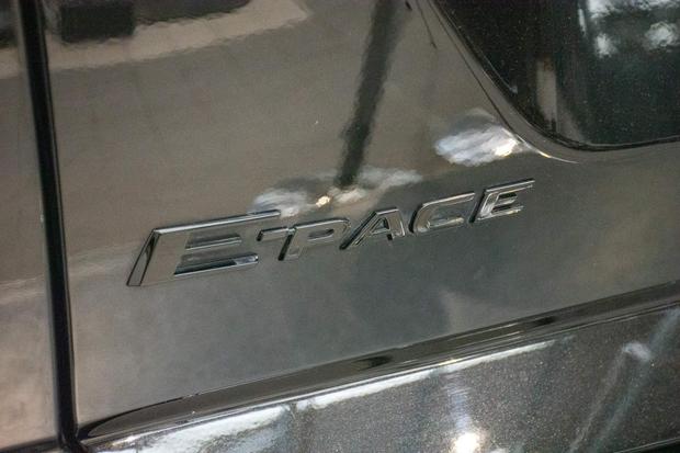 Jaguar E-PACE Photo at-8abed5ff79454675bcda1aa5d6237b09.jpg