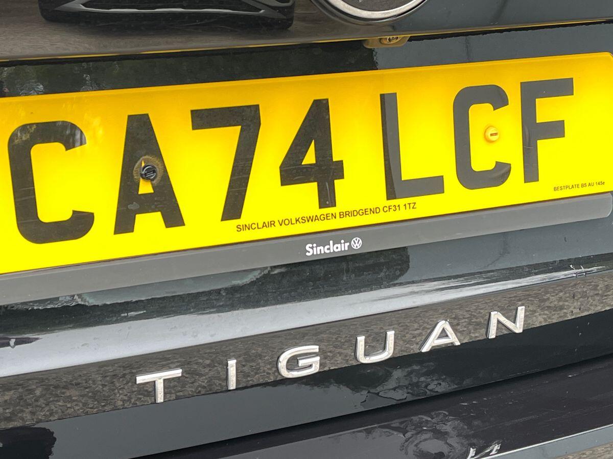 Volkswagen Tiguan Photo at-8ad120aca6ca4577bc77f3329581042b.jpg
