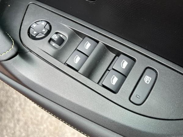 Used Peugeot 2008 LM23OJC 31