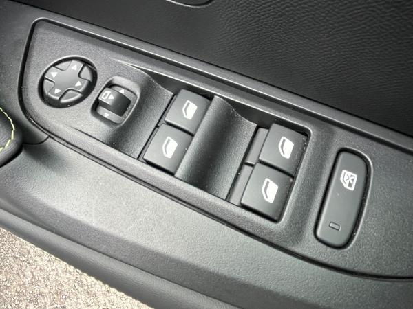 Used Peugeot 2008 KO25CHX 31