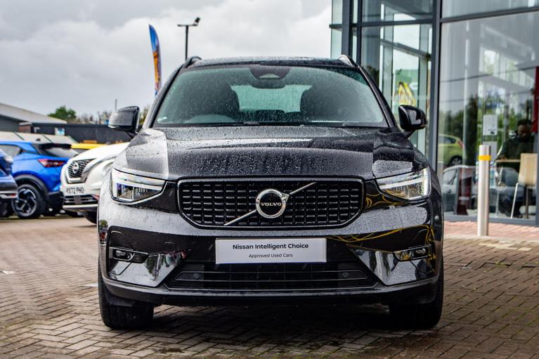 Used Volvo XC40 OE72HKK 2