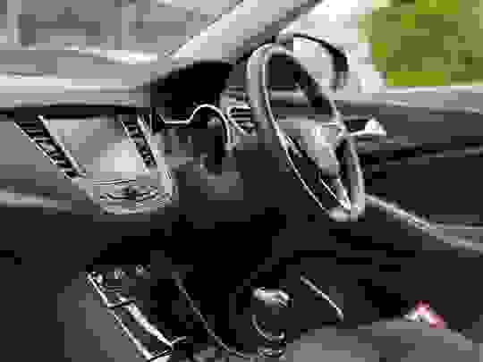 Vauxhall Grandland X Photo at-8b7942fd23f34f8484a10706506525dc.jpg